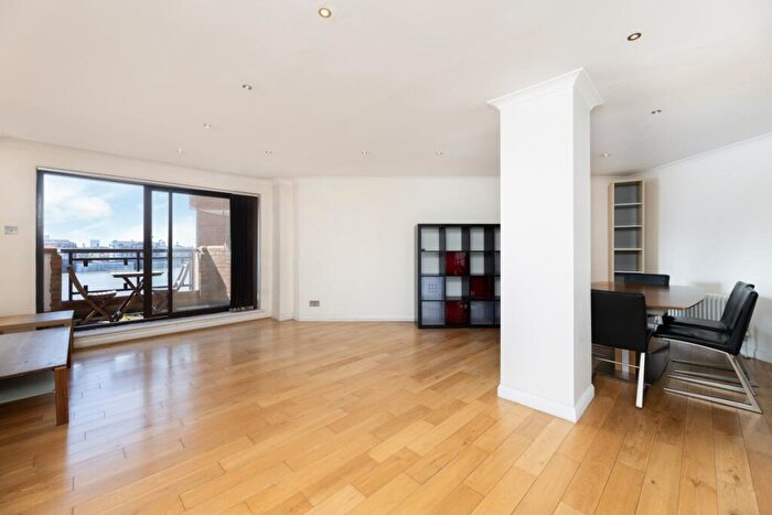 2 Bedroom Flat To Rent In Free Trade Wharf, The Highway, London, E1W