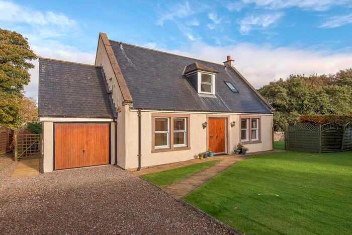 4 Bedroom Detached House For Sale In Rennyhill Gardens, Kilrenny, Anstruther, KY10