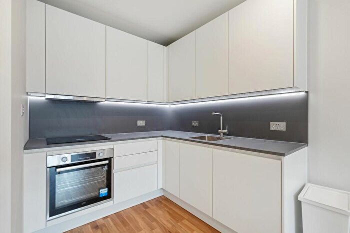 1 Bedroom Flat To Rent In Flat Premier House Canning Road, HA3