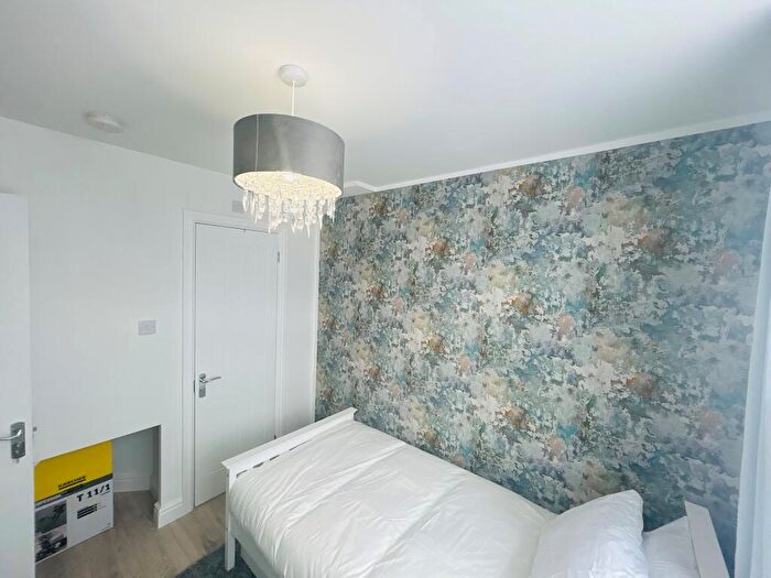 1 Bedroom House To Rent In Room, Lansdowne Street, CV2