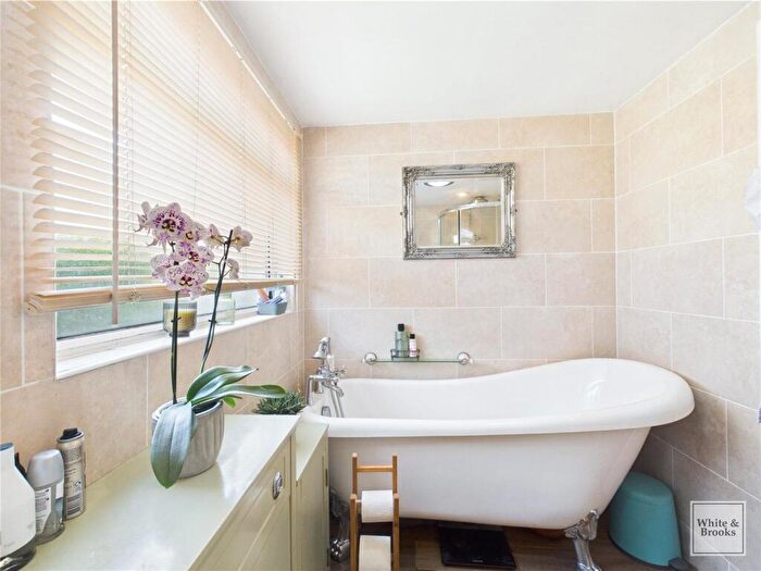 3 Bedroom Terraced House For Sale In Richmond Road, Gosport, PO12