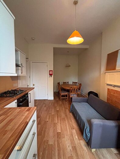 3 Bedroom Flat To Rent In Warrender Park Terrace, Edinburgh, EH9