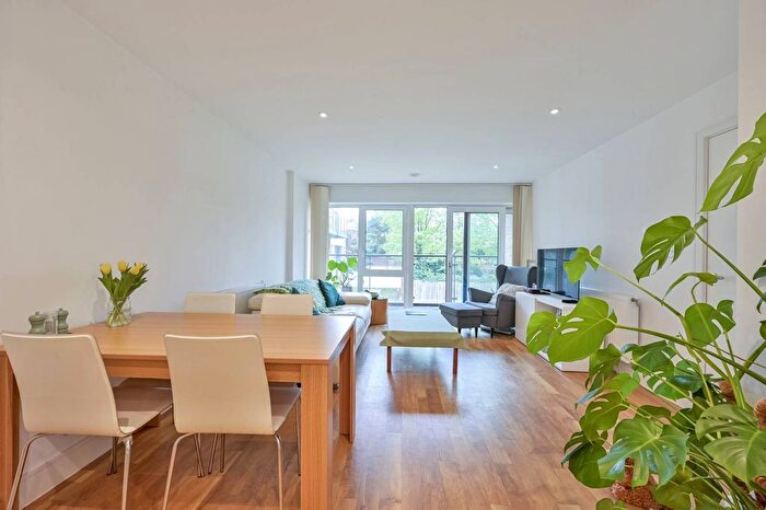 1 Bedroom Flat For Sale In Hartfield Road, Wimbledon, London, SW19