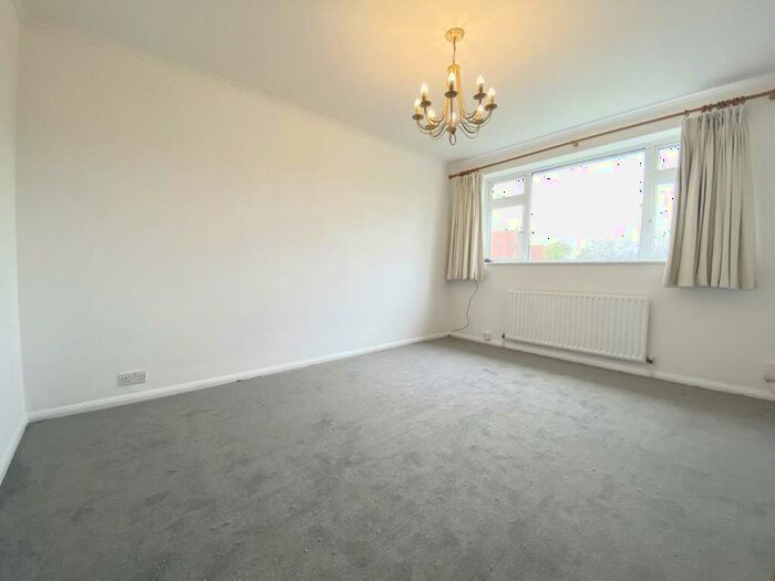 2 Bedroom Apartment To Rent In Turney Road, Dulwich, London, SE21