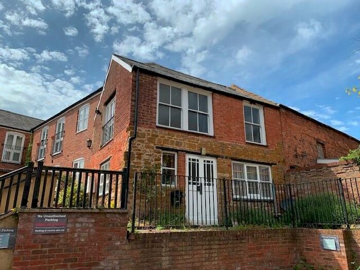 1 Bedroom Maisonette To Rent In High Street (Cottage), Rothwell, Kettering, Northants, NN14