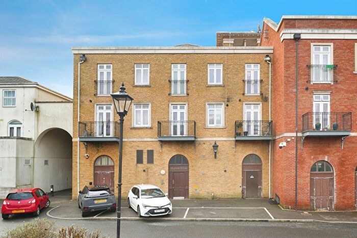 1 Bedroom Flat For Sale In Main Street, Shirley, Solihull, B90