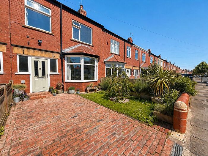 3 Bedroom Terraced House For Sale In Paignton Avenue, Whitley Bay, NE25