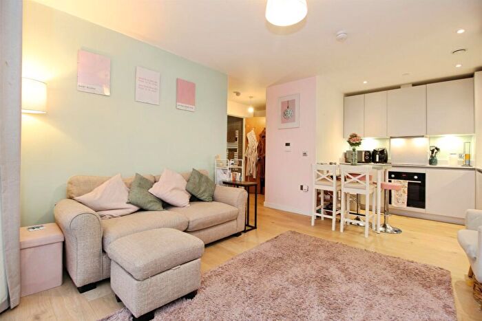 1 Bedroom Apartment For Sale In Ironworks, David Street, Leeds, LS11