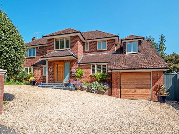 5 Bedroom Detached House For Sale In Spinfield Lane West, Marlow, SL7
