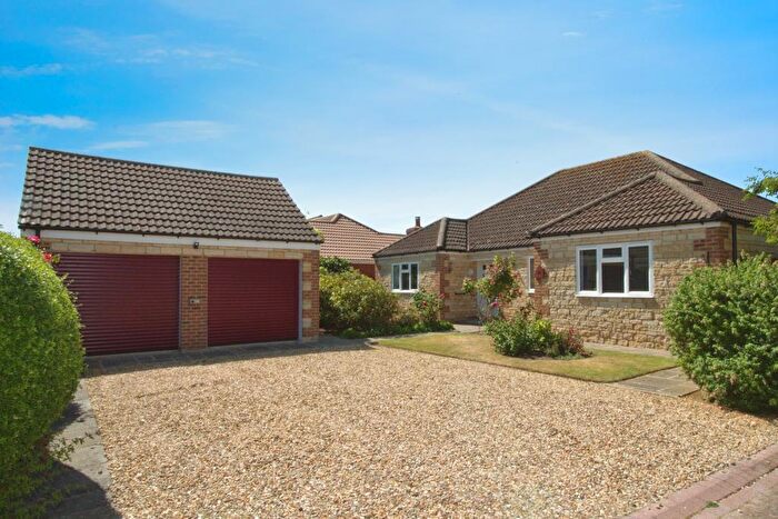 3 Bedroom Detached Bungalow For Sale In The Rides, Langtoft, PE6