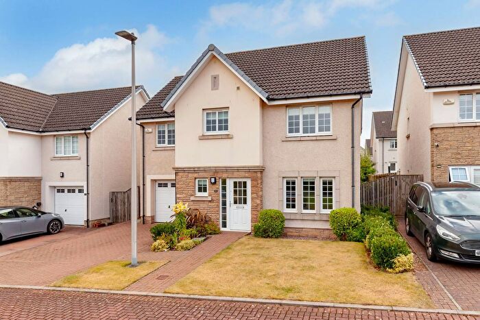 4 Bedroom Villa For Sale In North Platt Crescent, Ratho, EH28