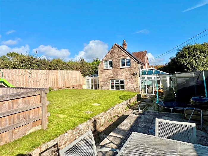 3 Bedroom Cottage For Sale In Gaggerhill Lane, Brighstone, Newport, PO30