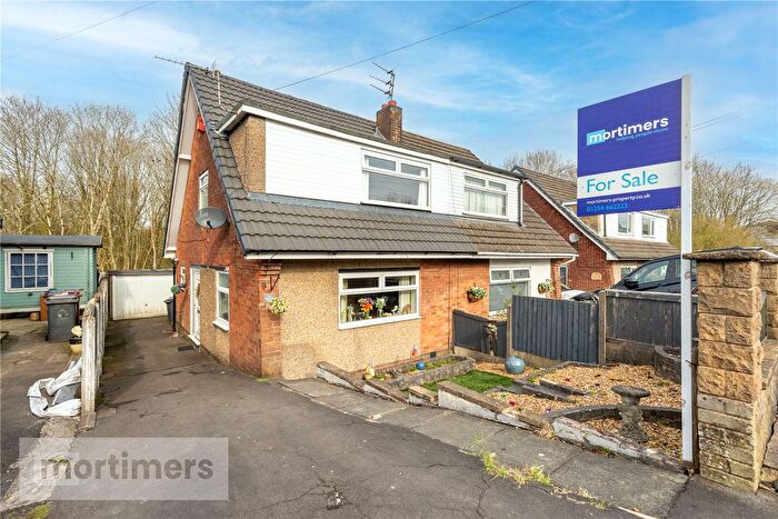 3 Bedroom Semi Detached House For Sale In Cornwall Avenue, Blackburn, Lancashire, BB1