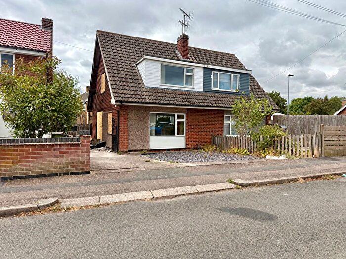 3 Bedroom Semi-Detached House For Sale In Kent Crescent, Wigston, LE18