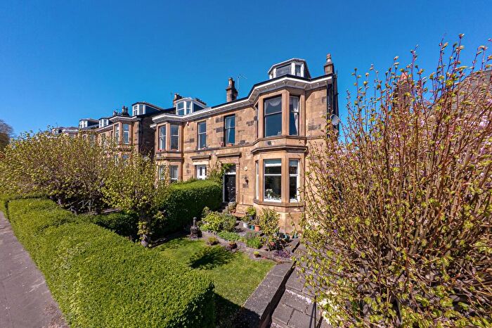 1 Bedroom Apartment For Sale In Queen Mary Avenue, Queens Park, Glasgow, G42