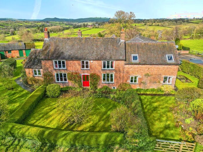 5 Bedroom Detached House For Sale In Windmill Lane, Ashbourne, DE6