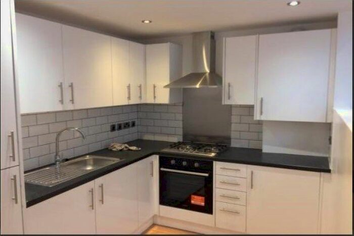 2 Bedroom Flat To Rent In Southwood Road, London SE9