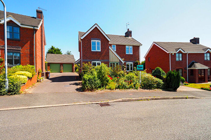 4 Bedroom Detached House For Sale In Moorlands Drive, Mayfield, Ashbourne, DE6