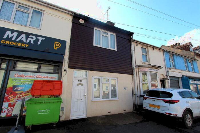 2 Bedroom Terraced House To Rent In Trafalgar Street, Gillingham, ME7