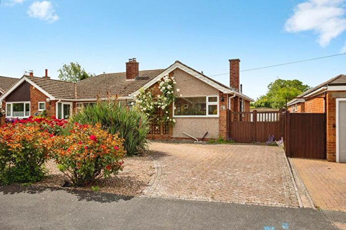 2 Bedroom Bungalow For Sale In Fleming Avenue, Bottesford, Nottinghamshire, NG13