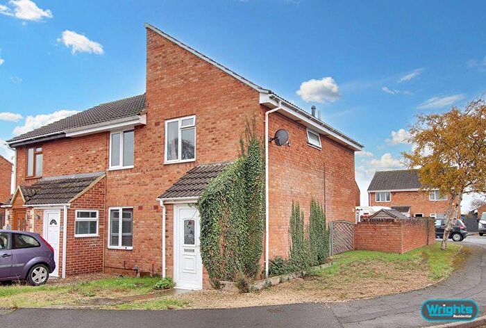 2 Bedroom Terraced House For Sale In Pennine Close, Melksham, SN12