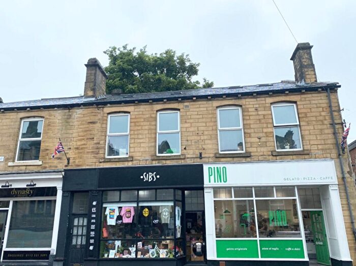 2 Bedroom Flat To Rent In Robin Lane, Pudsey, West Yorkshire, LS28