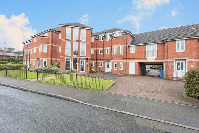 2 Bedroom Apartment To Rent In Queslett Road, Birmingham, B43
