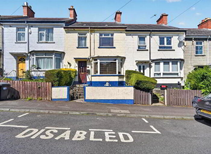 3 Bedroom Terrace House For Sale In Stranmillis Gardens, Belfast, BT9