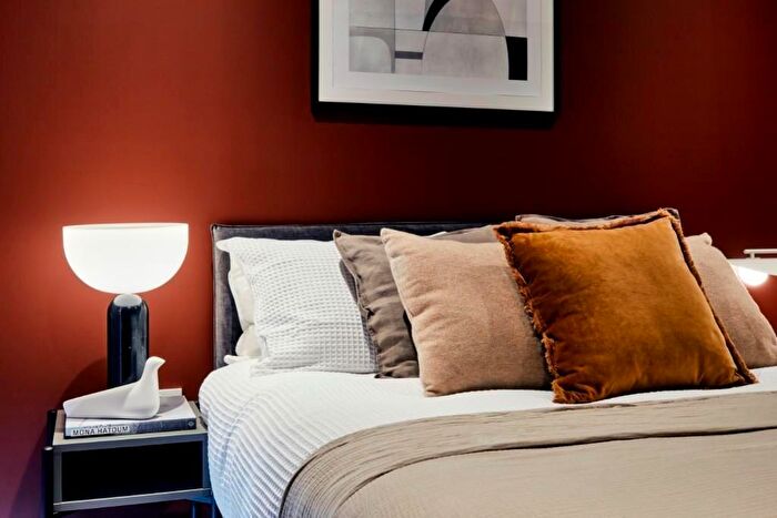 1 Bedroom Apartment To Rent In Solasta Riverside, Clyde Place, Glasgow, G5