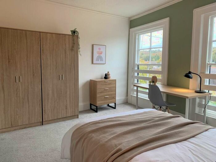 5 Bedroom House To Rent In Eldon Terrace, Bangor, LL57