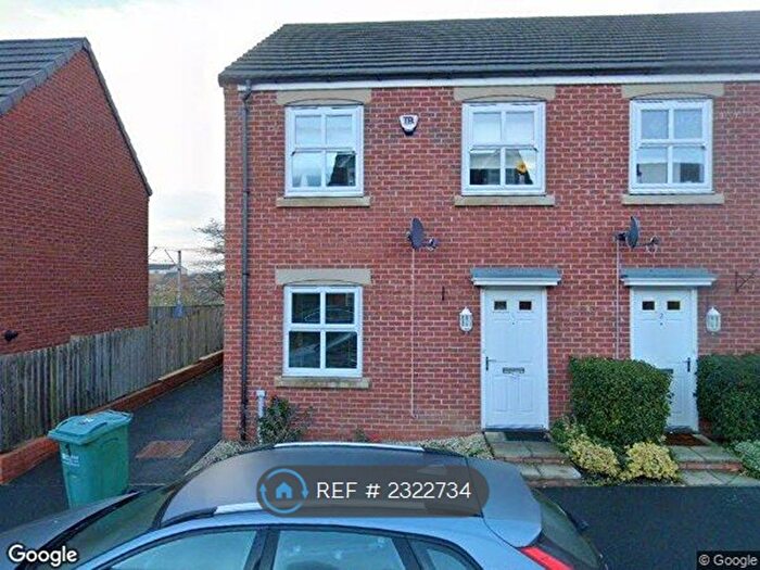 3 Bedroom Semi-Detached House To Rent In Bishops Park Road, Gateshead, NE8