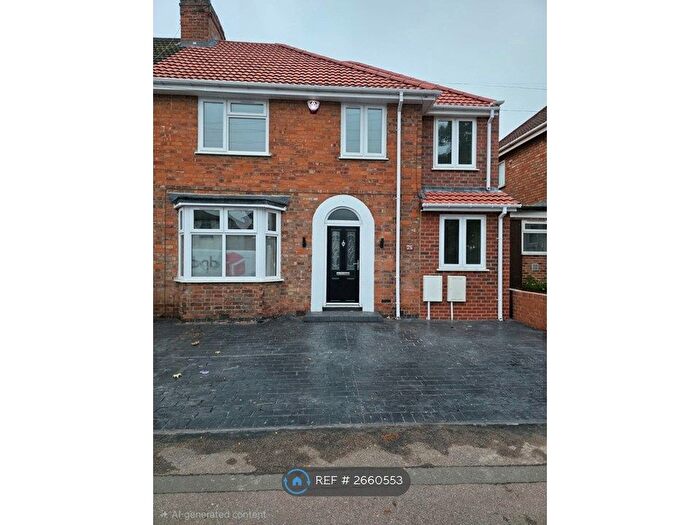 5 Bedroom Semi-detached House To Rent In Checketts Road, Leicester, LE4