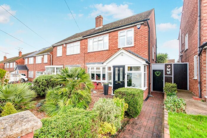 3 Bedroom Semi Detached House For Sale In Miller Road, Gravesend, DA12