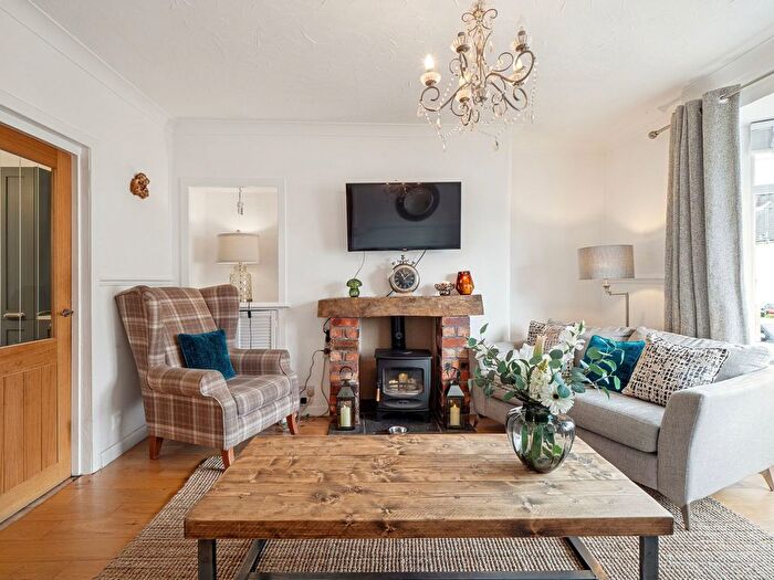 3 Bedroom Terraced House For Sale In Stirling Street, Kirkwood, Coatbridge, ML5
