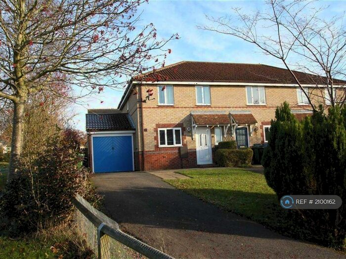 3 Bedroom End Of Terrace House To Rent In Newbery Drive, Brackley, NN13