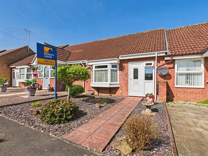 1 Bedroom Bungalow For Sale In Cornfield Drive, Hardwicke, Gloucester, Gloucestershire, GL2