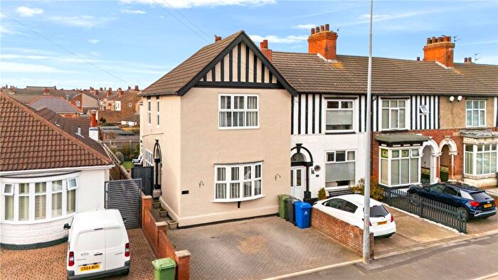 4 Bedroom End Of Terrace House For Sale In Queens Parade, Cleethorpes, Ne Lincs, DN35
