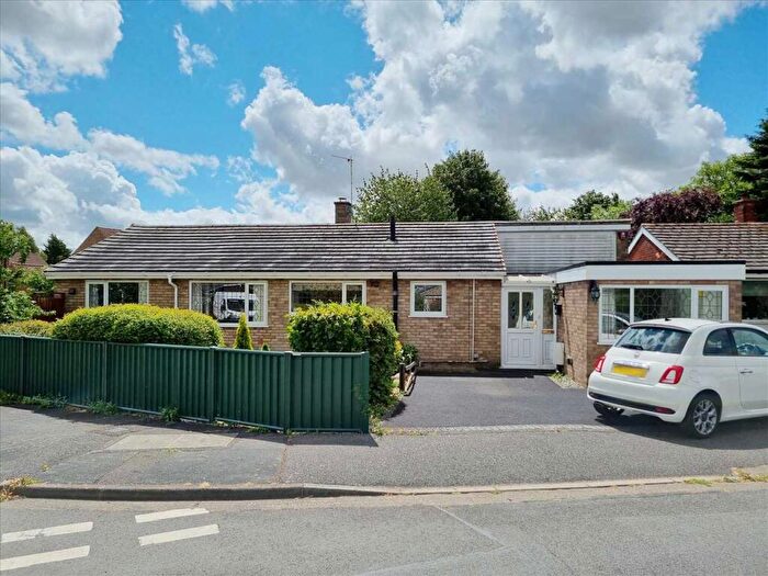 4 Bedroom Detached Bungalow For Sale In Wansbeck Road, Leasingham, Leasingham, NG34