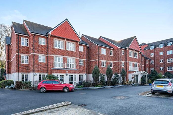 2 Bedroom Apartment For Sale In St. Lukes Road, Maidenhead, SL6