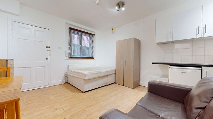 Studio To Rent In Finchley Road, London, NW3