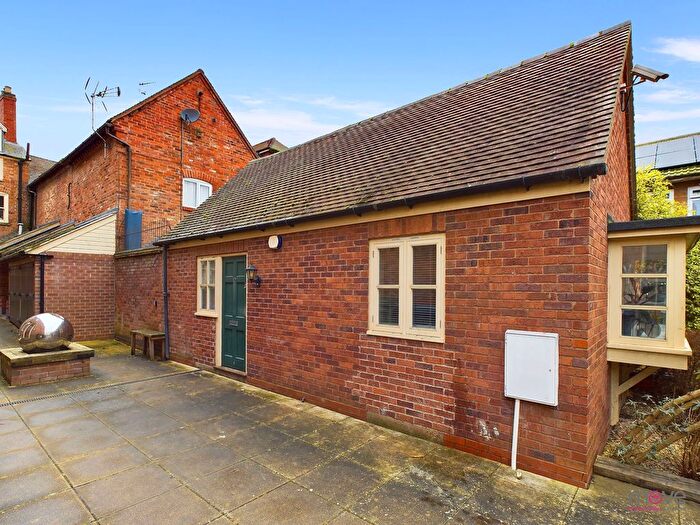 1 Bedroom Flat To Rent In Nashs Passage, Worcester, WR1