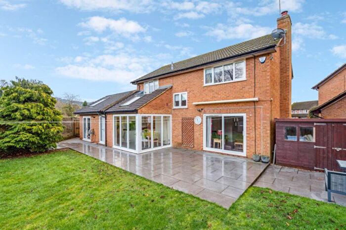 4 Bedroom Detached House For Sale In Little Park, Princes Risborough, HP27