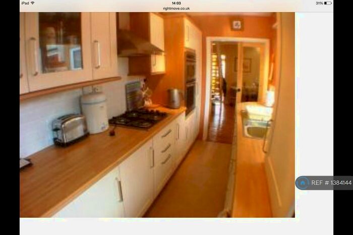 2 Bedroom Terraced House To Rent In Queens Road, Southampton, SO15