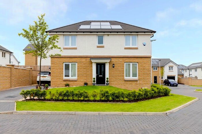 4 Bedroom Detached House For Sale In Springfield Road, Barrhead, East Renfrewshire, G78