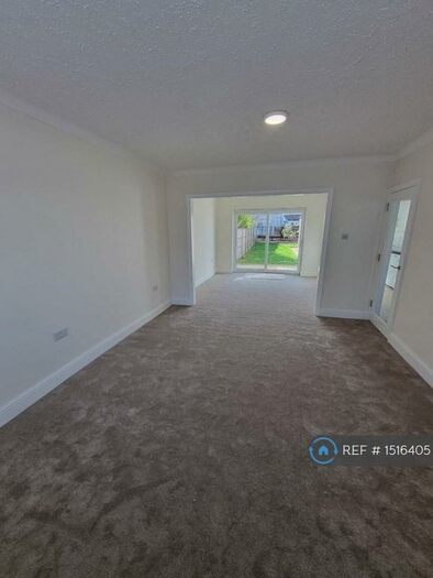 3 Bedroom Semi-Detached House To Rent In Tavistock Road, Edgware, HA8