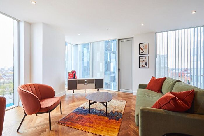 2 Bedroom Apartment To Rent In East Tower, Owen Street, M15