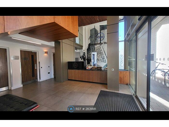 2 Bedroom Flat To Rent In Cambridge St, Manchester, M1