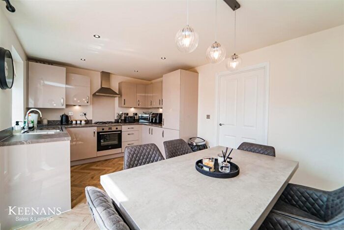 3 Bedroom Semi-Detached House For Sale In Redbrook Close, Bury, BL9