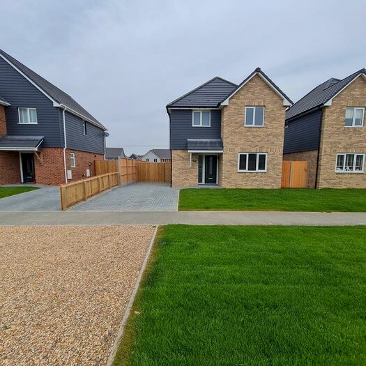 3 Bedroom Detached House For Sale In Ash Lane, Newport, PO30
