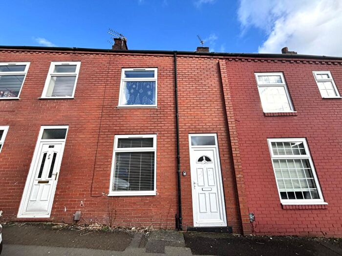 2 Bedroom Terraced House To Rent In Lever Street, Radcliffe, M26